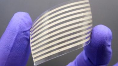 اخترع الباحثون مواد موصلة ومرنة من اسلاك الفضة النانوية