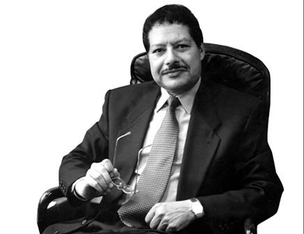 ثورة جديدة في عالم التقنية النانوية يفجرها العالم أحمد زويل... لنشاهد الذرة بأعيننا