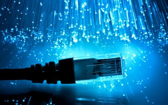 ازدياد حجم البيانات الهائل على الإنترنت مشكلة بحاجة إلى حل