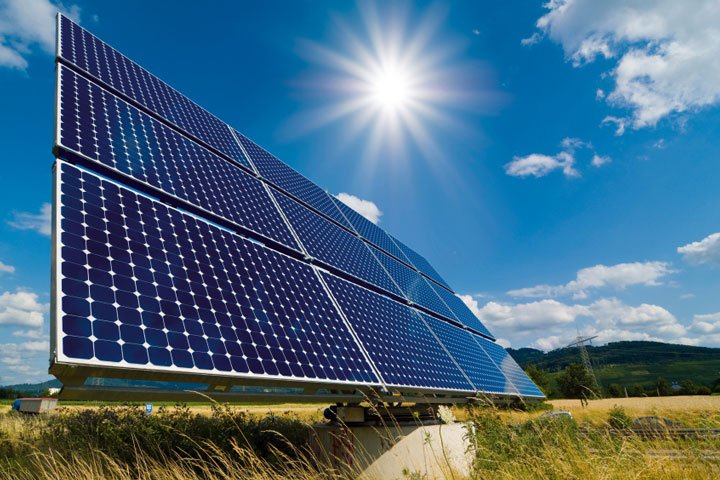الشمس "أكبر مصدر" للكهرباء في 2050